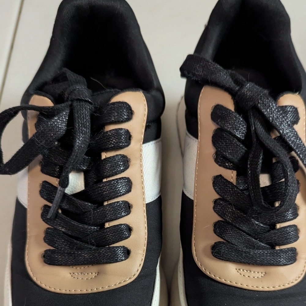 Dolce Vita Women's Black Tan White Chunky Sole Sneakers Athletic Shoe Size 6.5 - Picture 7 of 8